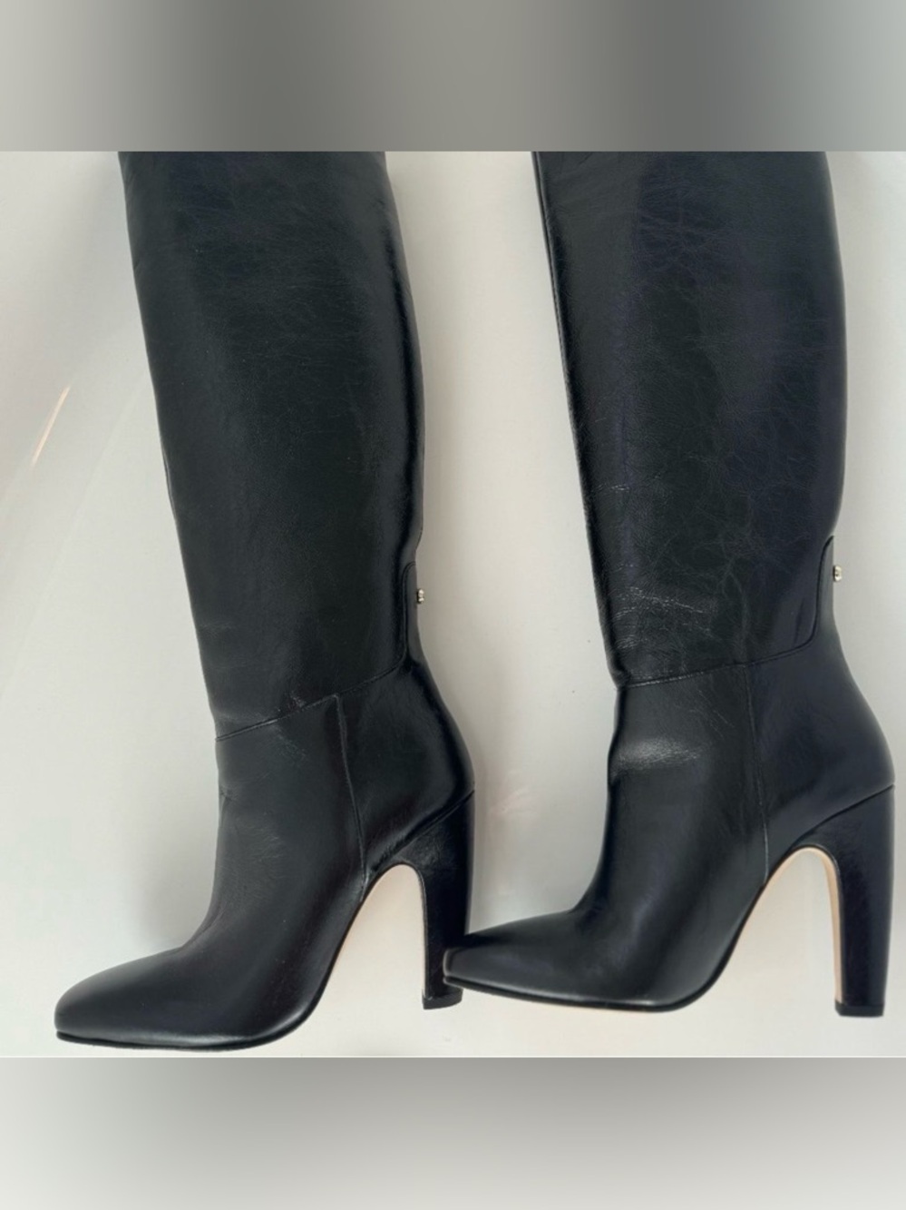 HUGO BOSS Knee-High Glossy Black Leather Heeled Boots - Size 39 - Picture 2 of 8